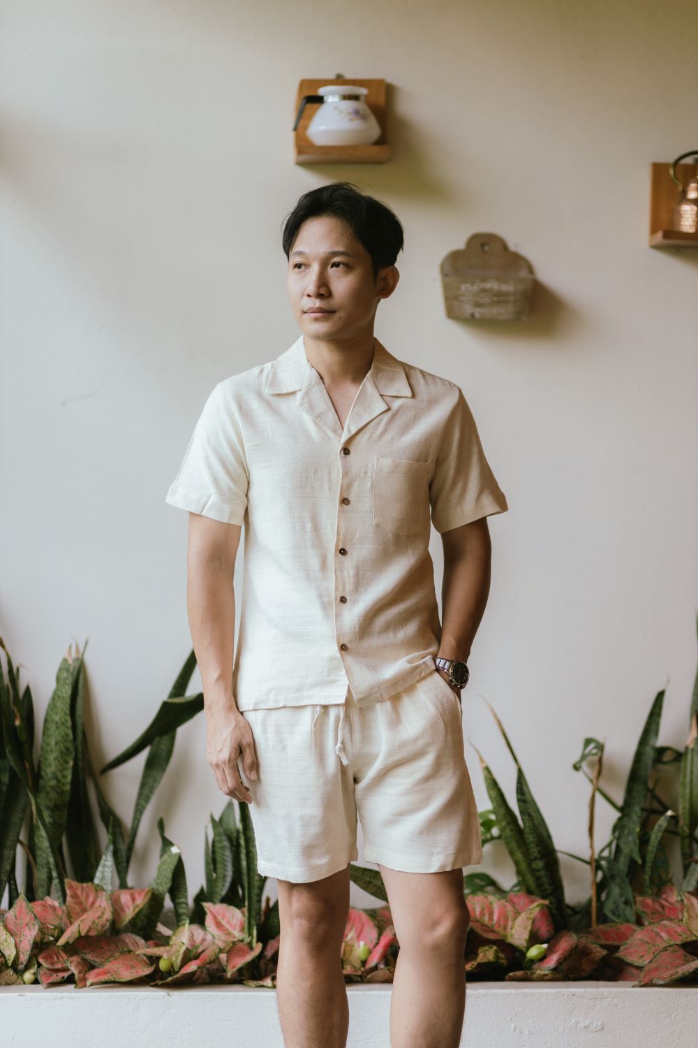 Theo Resort Set